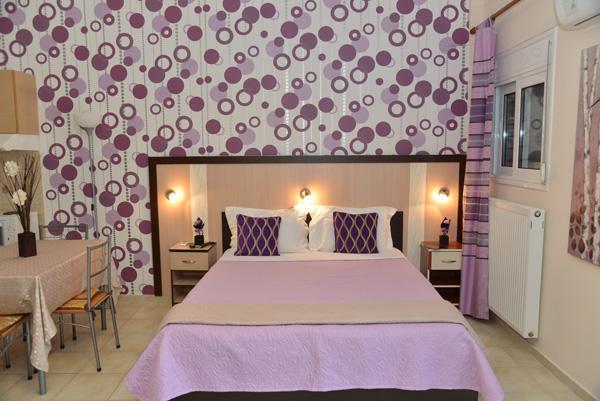 Hotel Mideia Levádeia Zewnętrze zdjęcie