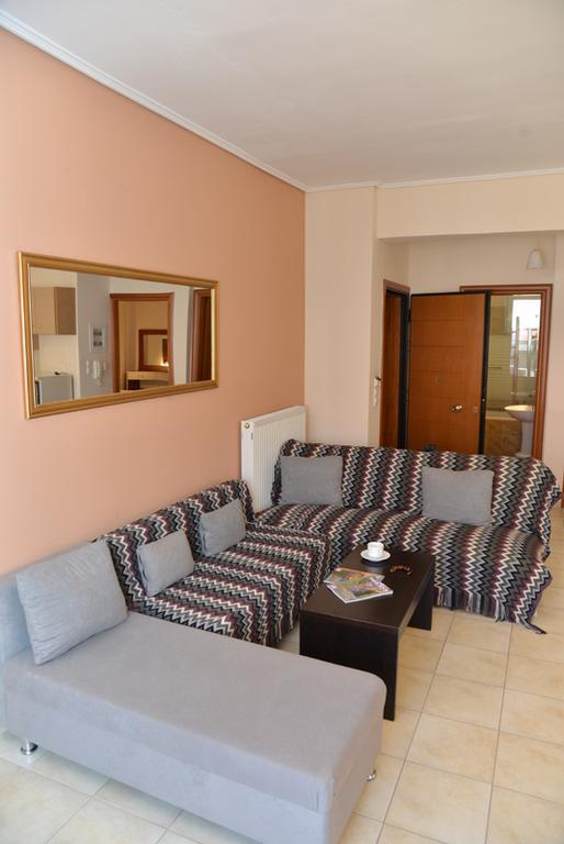 Hotel Mideia Levádeia Zewnętrze zdjęcie