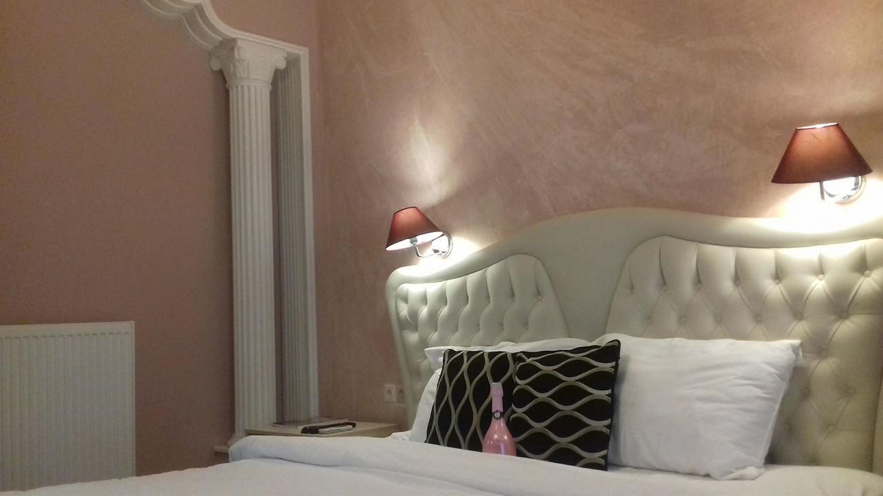 Hotel Mideia Levádeia Zewnętrze zdjęcie